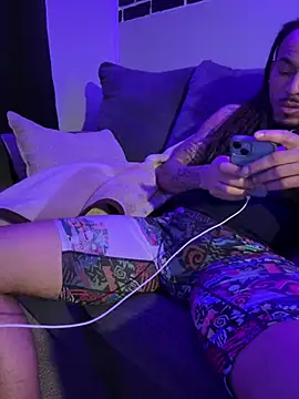 BigWayneBabyXXX Chat XXX in diretta