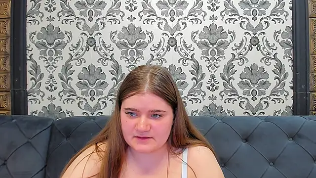 LissaBigTitts 现场XXX聊天