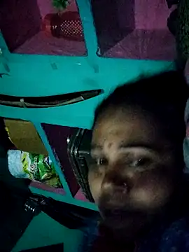 Webkamerová show Pooja750