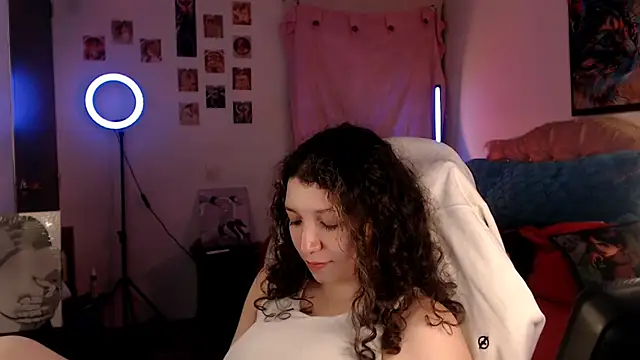 AllyDonfort 现场XXX聊天