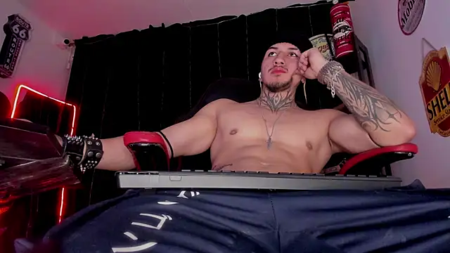 Živý XXX chat the_beast_master_