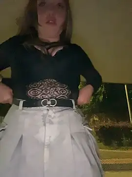 Baby__Otaku 网络视讯表演