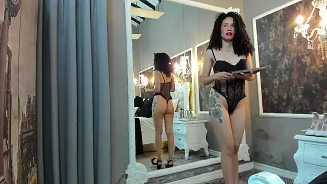 JuliethMilf live XXX chat