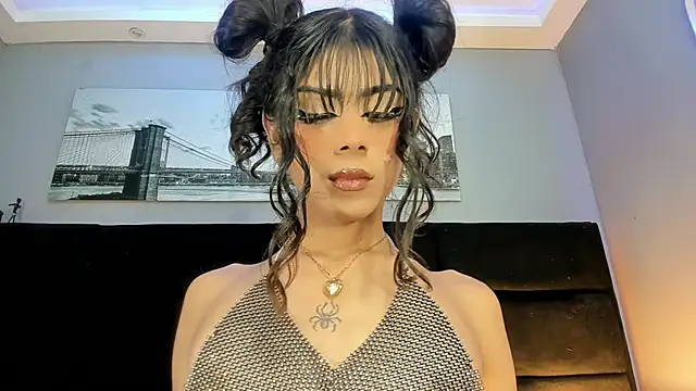 Онлайн чат XXX CuteMiaaa