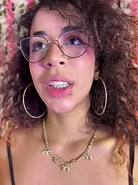 Woo_isDaphne Obrolan Langsung XXX