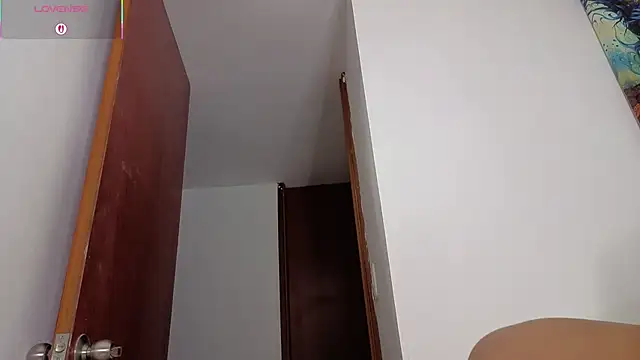 XXX chat uživo modela PIA_STONE