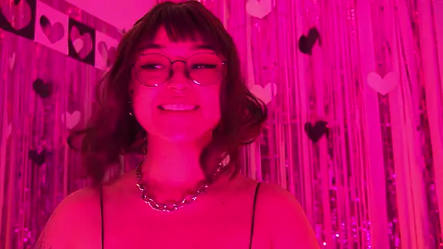 Chatroom XXX en direct de Gloomydoll