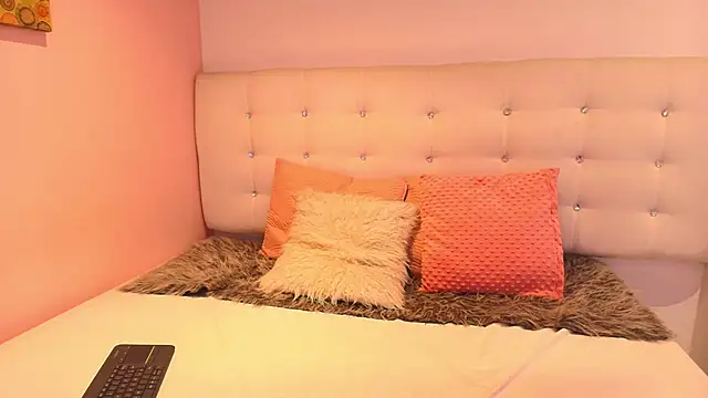 Chatroom XXX en direct de cherry_chel