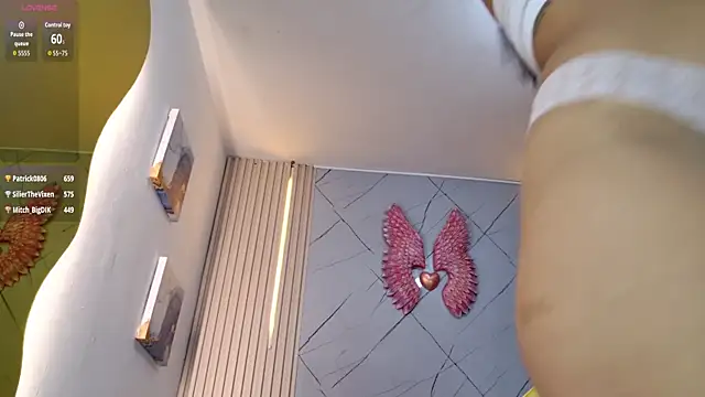 Chat +18 de Sara_swift9 ao vivo