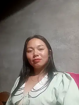 Chat +18 de Rose-222 ao vivo