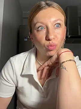 XXX chat uživo modela Kittie_Valentine