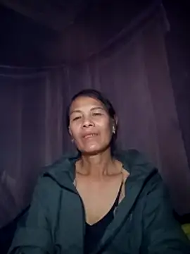 XXX chat uživo modela toyo_668