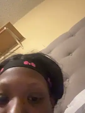 Chat +18 de Roulette_Russian22 ao vivo