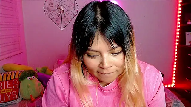 EllieMoonX 即時 XXX 聊天