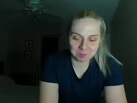 i_love_iva 现场XXX聊天