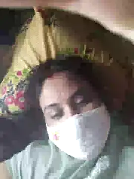 Sheela-Bhabi Chat XXX in diretta