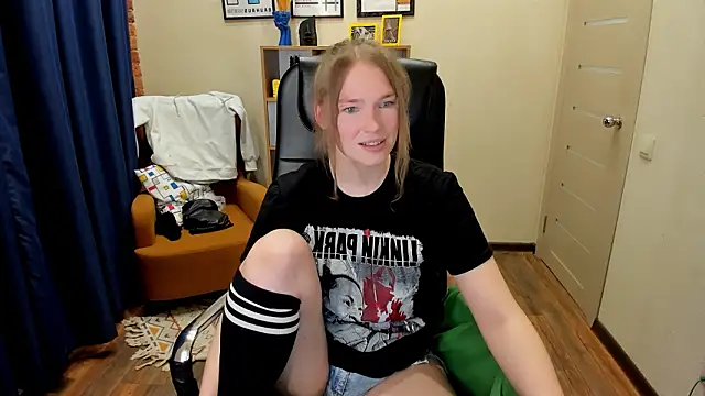 _fiona_Love লাইভ XXX চ্যাট