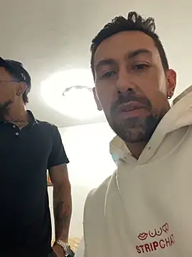 dantedesirexx: απευθείας συνομιλία ΧΧΧ