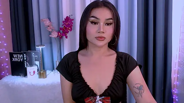 Coka_bella 在線直播表演