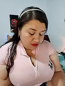 SafiroJhons élő XXX-chatje