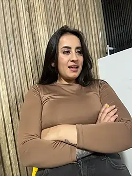 Show modela Antonella_Julieta na web-kameri