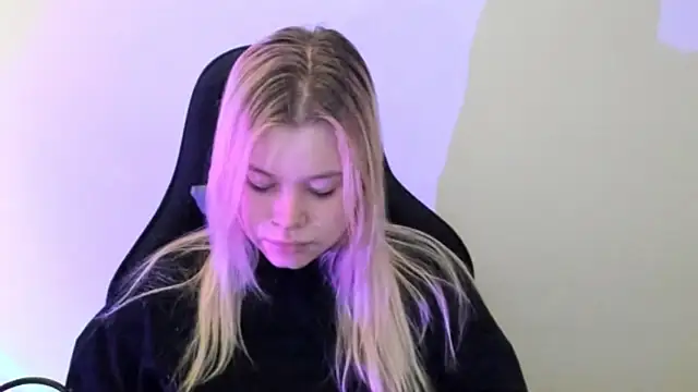 Lulu_Di Chat XXX live