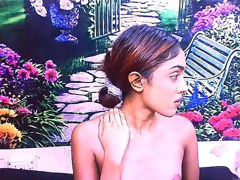 IndianPretty14u2Luv 在線直播表演