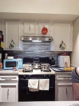 honeeyyy_pot: онлайн-секс-чат