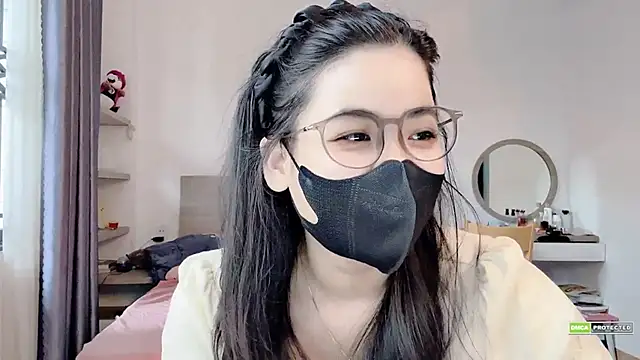 _Lynh_ – Naživo XXX chat