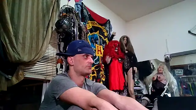 slinginbigDn Live XXX chat