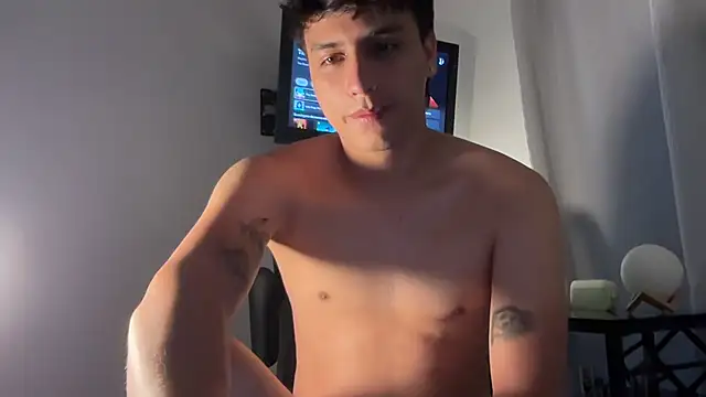 ErosVale Adlı Modelin Canlı XXX Sohbeti