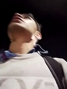 Angel_3-0 Adlı Modelin Canlı XXX Sohbeti