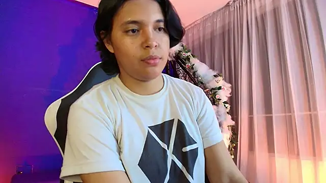 Živý XXX chat Emmapark_