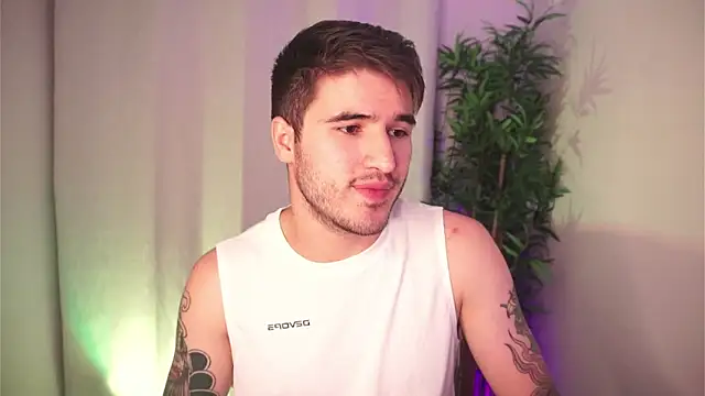 Tony_Wylie Obrolan Langsung XXX