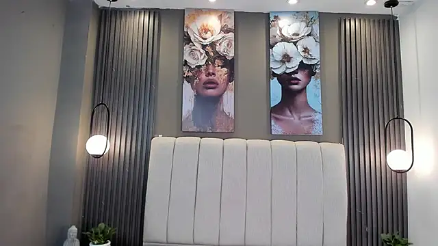 XXX chat uživo modela GiannaColling1