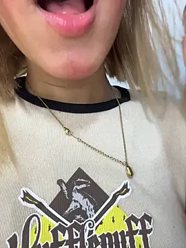 Živý XXX chat SweetBunnyGF