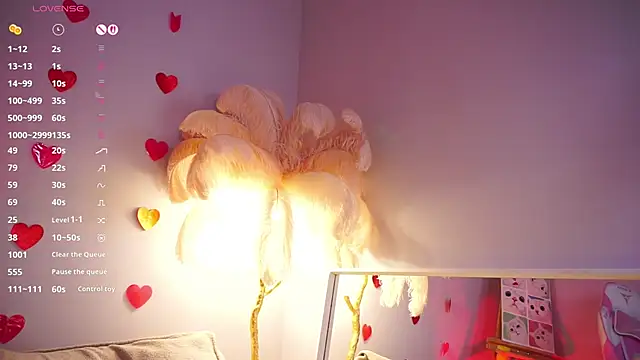 LureOfEva: вебкам-шоу