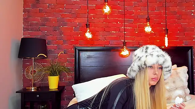 XXX chat uživo modela ChristynaRoss