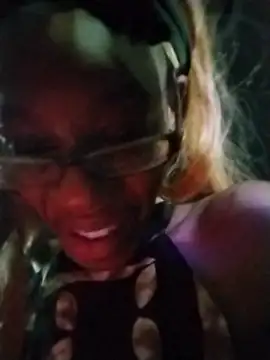 Jasmine_FullsShine: вебкам-шоу