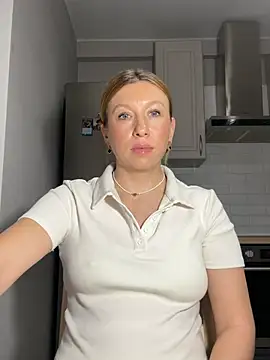 Kittie_Valentine লাইভ XXX চ্যাট