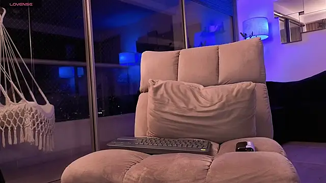 Živý XXX chat mandi4pole_