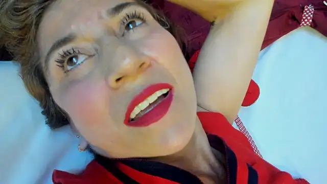 Matureyulyet Chat XXX live