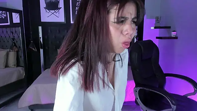 Czat XXX na żywo – Julieth_brown_