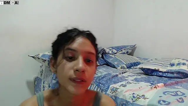 AlinaWoolf_ লাইভ XXX চ্যাট