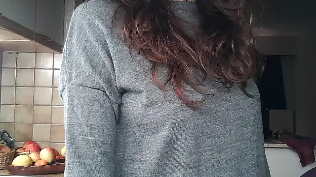 Show modela UllimOhi_ na web-kameri