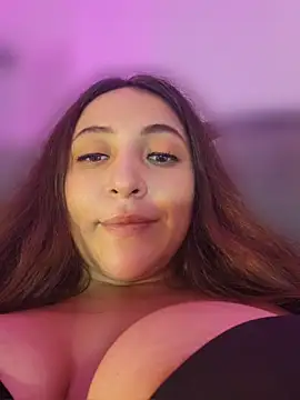 VickyHoult Live XXX-chat