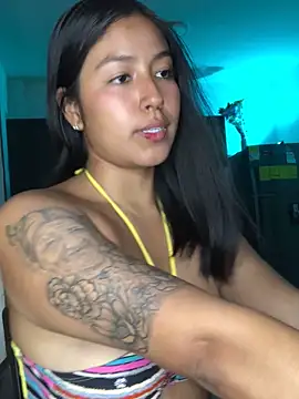 Živý XXX chat EmmaRossem