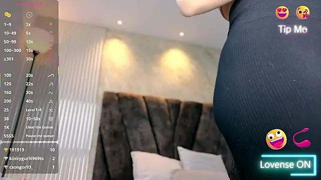 Miagomezx élő XXX-chatje