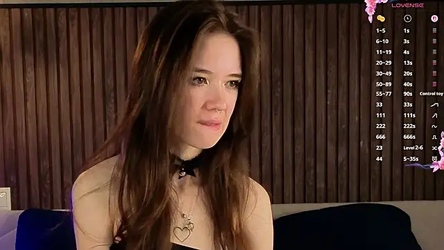 tinyanie: онлайн-секс-чат