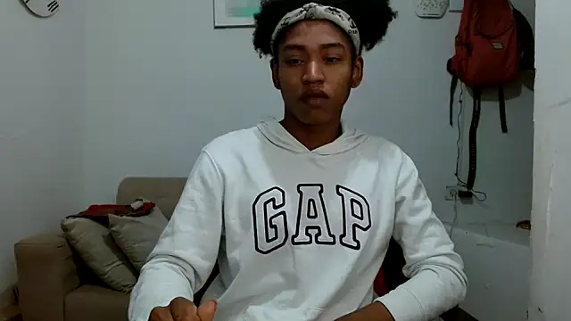 angelamarie1: απευθείας συνομιλία ΧΧΧ